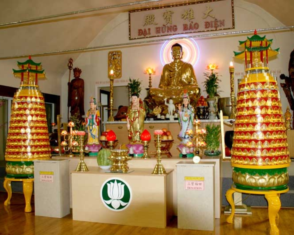 Pho Minh Temple (1)