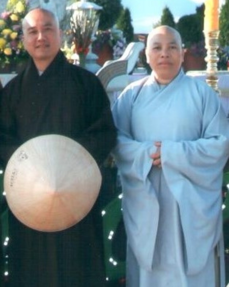 Thay Phap Hoa & Su Co Phap Tanh